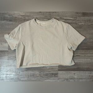 ALO Yoga Cream Crop Top